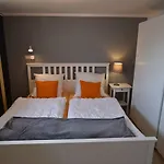 Gemuetliche Mit Garten In Robertsdorf * Blowatz