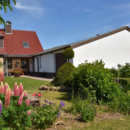 Apartmán Gemuetliche Mit Garten In Robertsdorf *