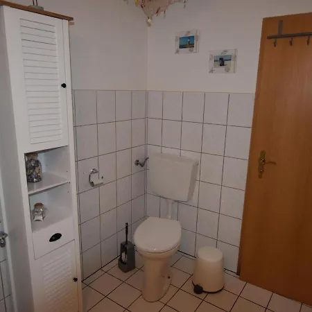 Gemuetliche Mit Garten In Robertsdorf Blowatz