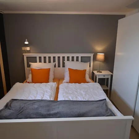 Cozy In Robertsdorf With Garden * Blowatz