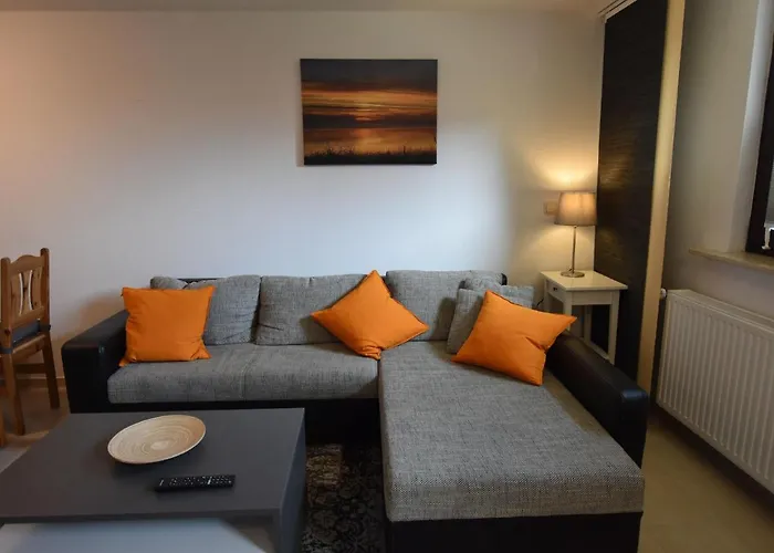 Gemuetliche Mit Garten In Robertsdorf Апартаменты