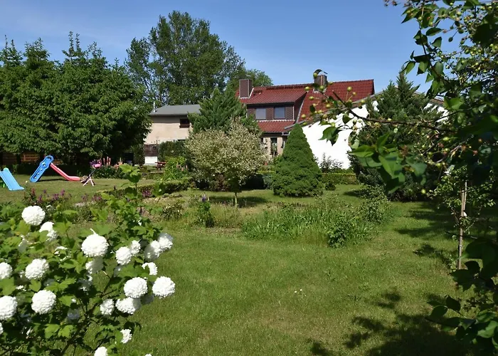 Gemuetliche Mit Garten In Robertsdorf Апартаменты Blowatz